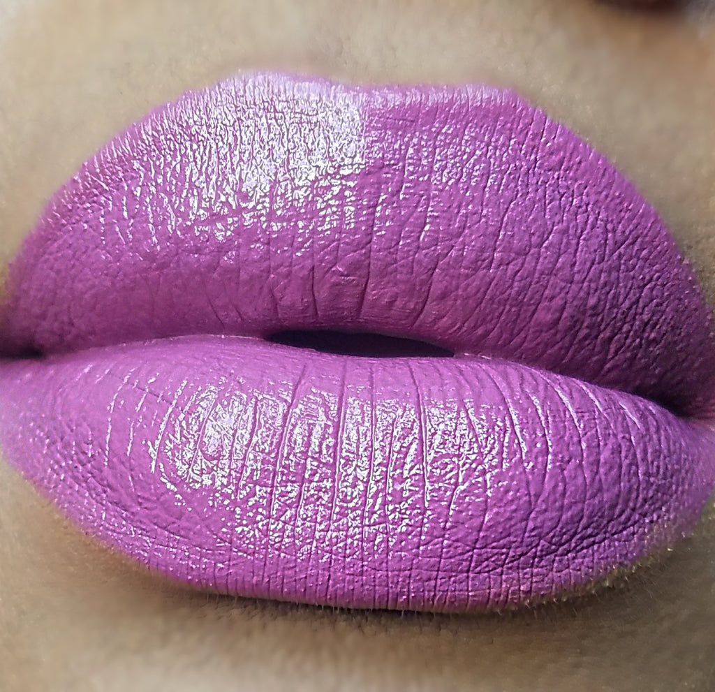 WetnWild Mega Last Matte Lipstick "Violet Kiss" image 1