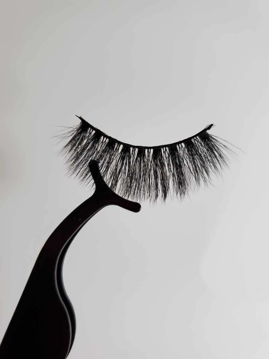 Makeup Land Caribbean Lash Collection "St. Kits" image 2