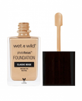 WnW Photo Focus Foundation "Classic Beige" image 0