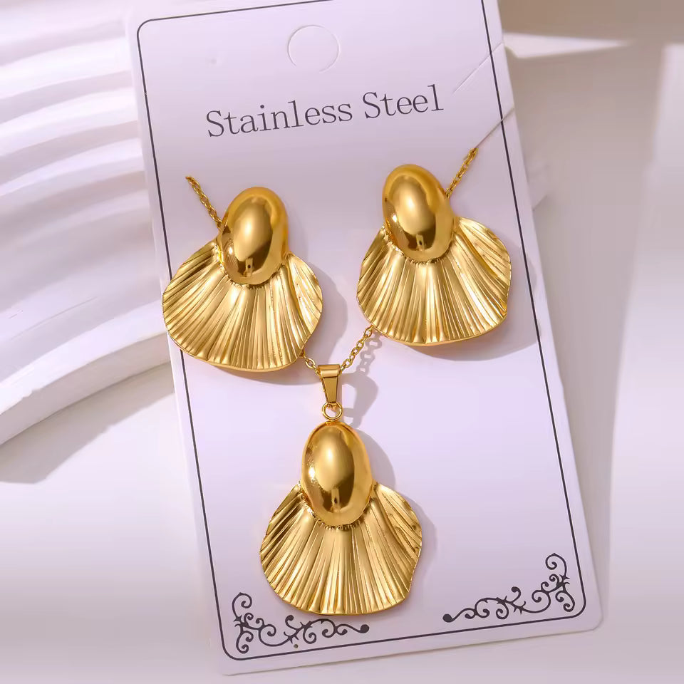 stainless steel earrings and necklace set