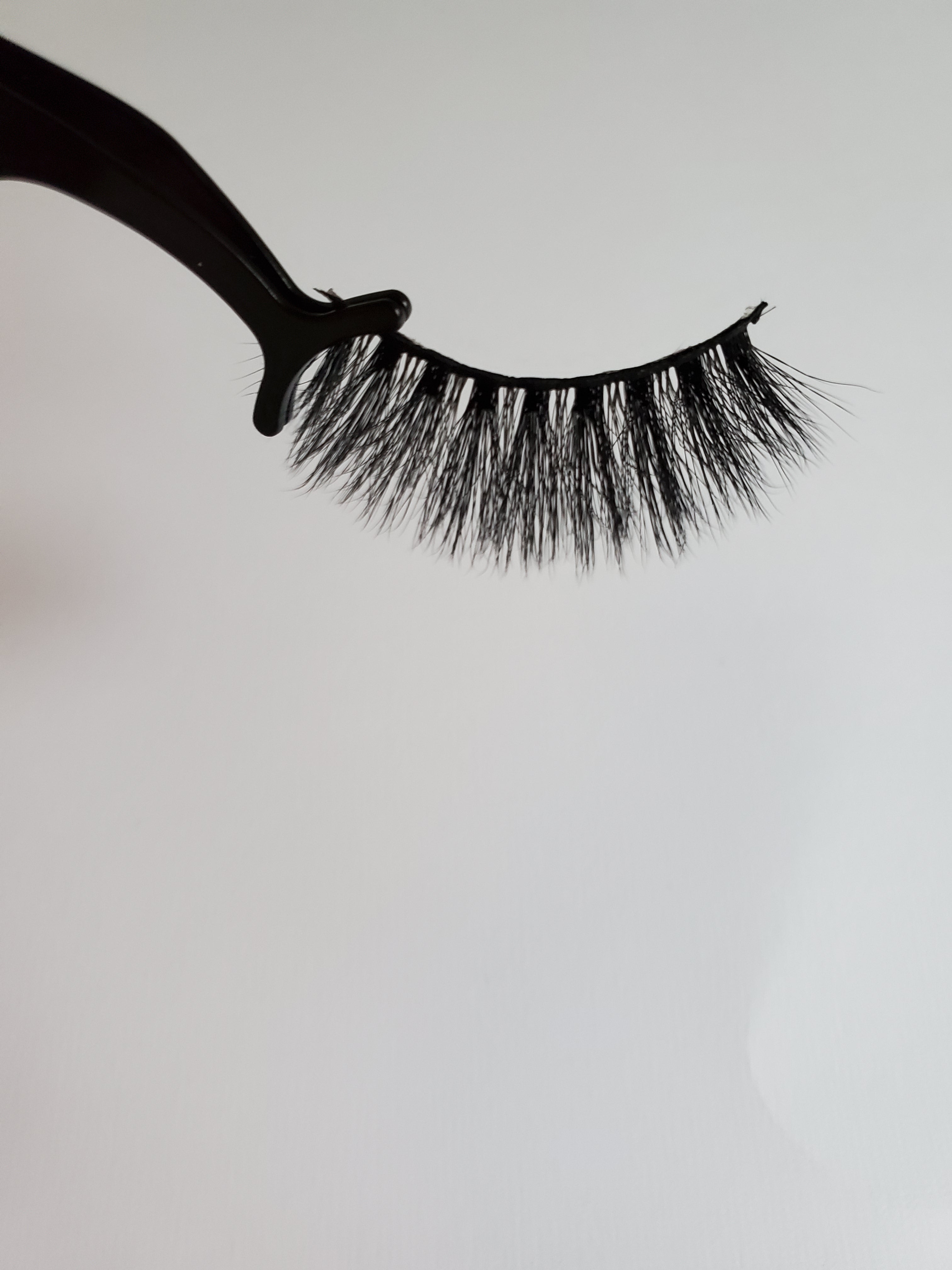 Makeup Land Caribbean Lash Collection "St. Kits" image 1