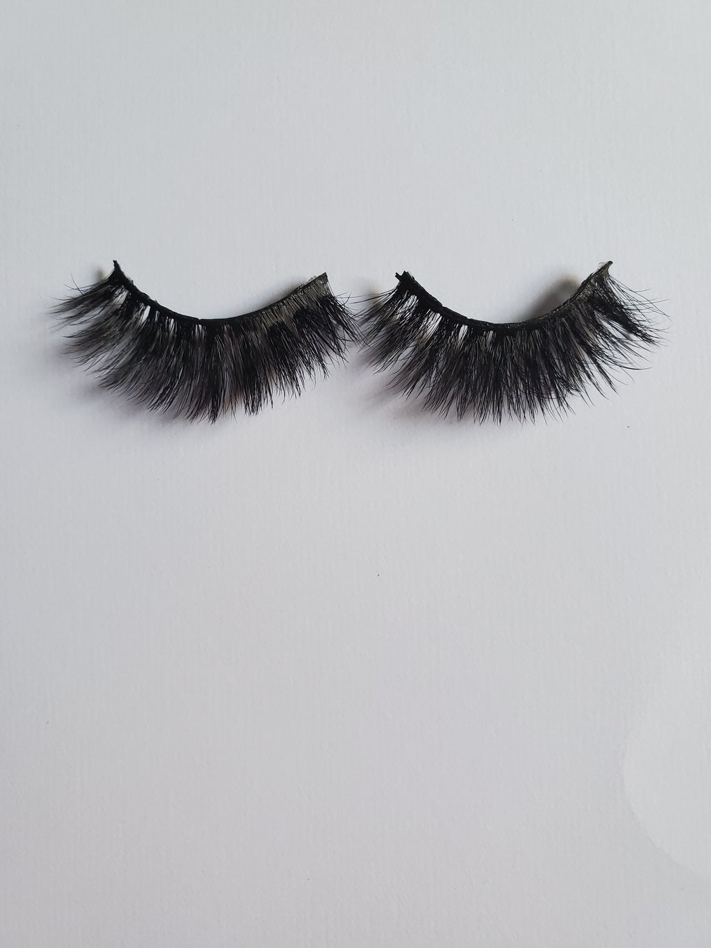 Makeup Land Caribbean Lash Collection "Trinidad 🇹🇹" image 4