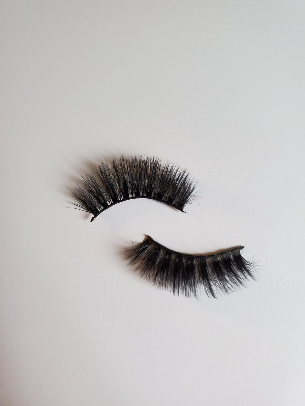 Makeup Land Caribbean Lash Collection "St. Kits" image 4