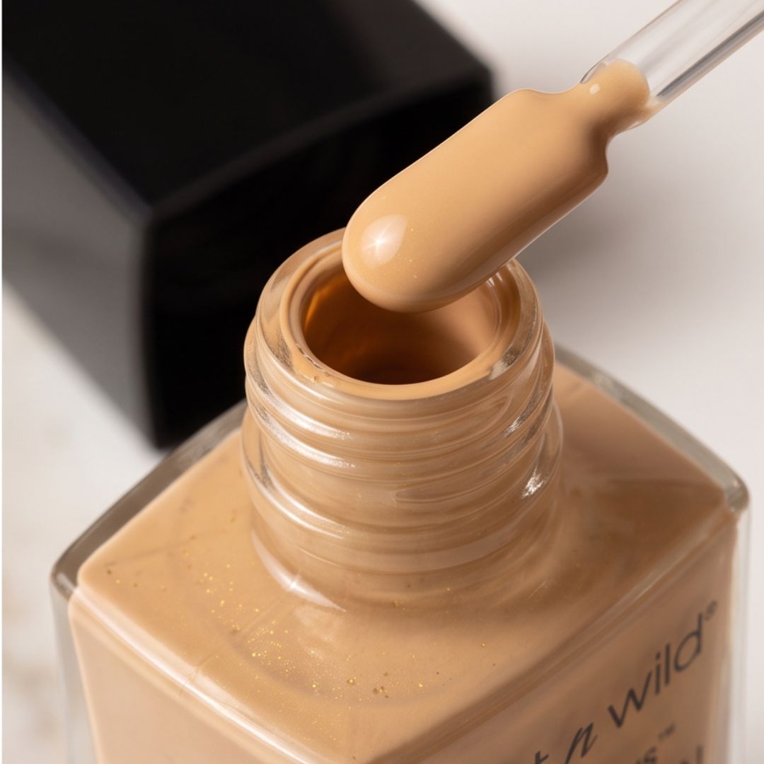 WnW Photo Focus Foundation "Golden Beige"